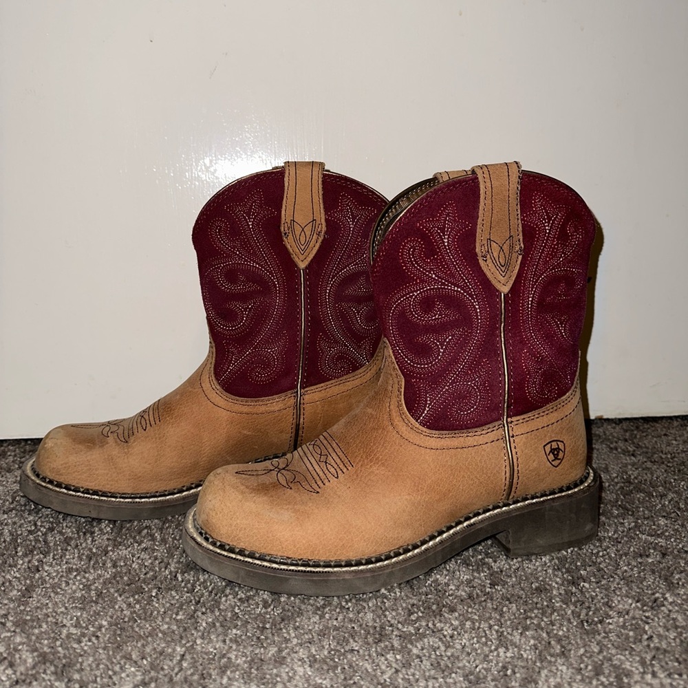 Ariat Size 8 Boots